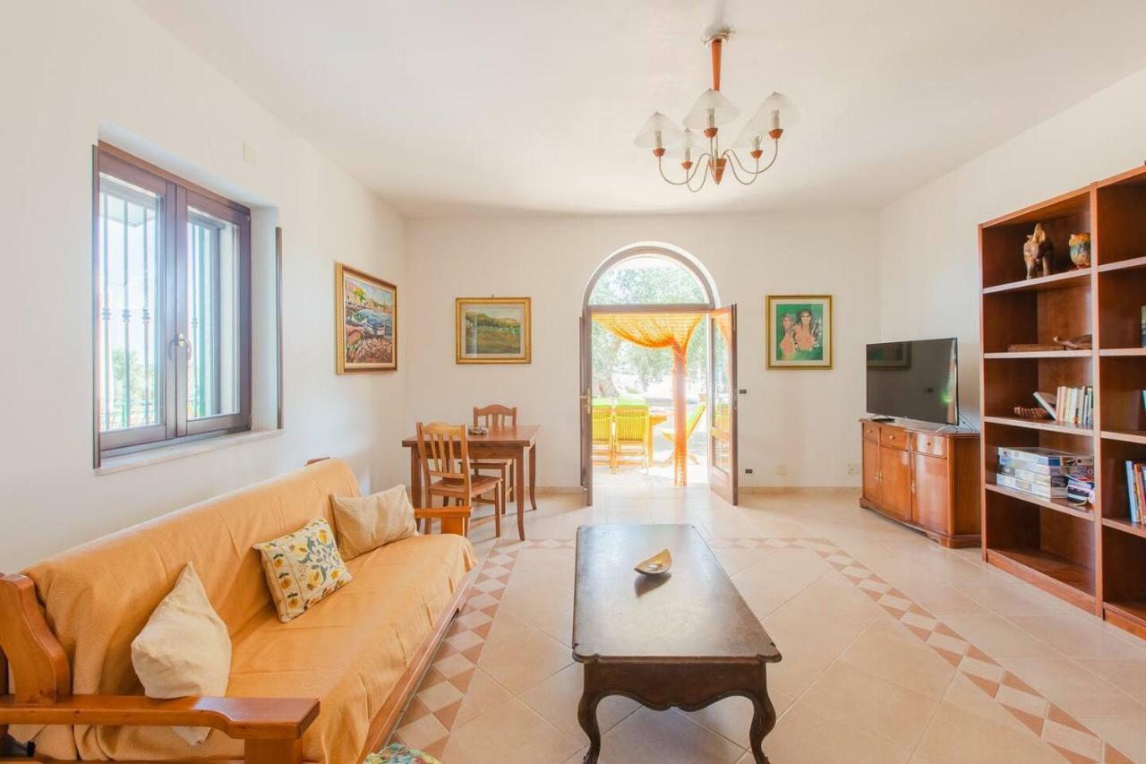 Villa Degli Ulivi Челье-Мессапика Экстерьер фото